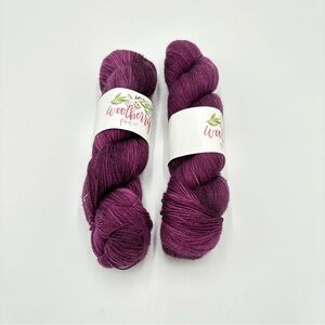 Woolberry Fiber Sock Fingering Weight Superwash Merino Wool Cashmere Nylon Yarn